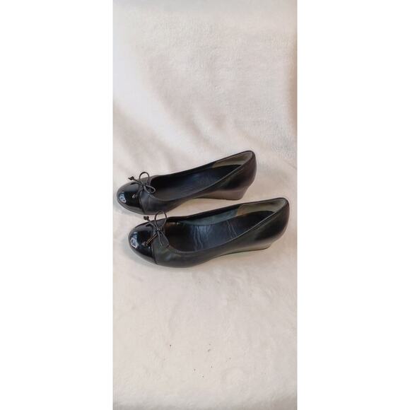 Cole Haan Black Leather Patent Toe Shoes Cushioned Sole Size 8 B Wedge - Picture 9 of 9